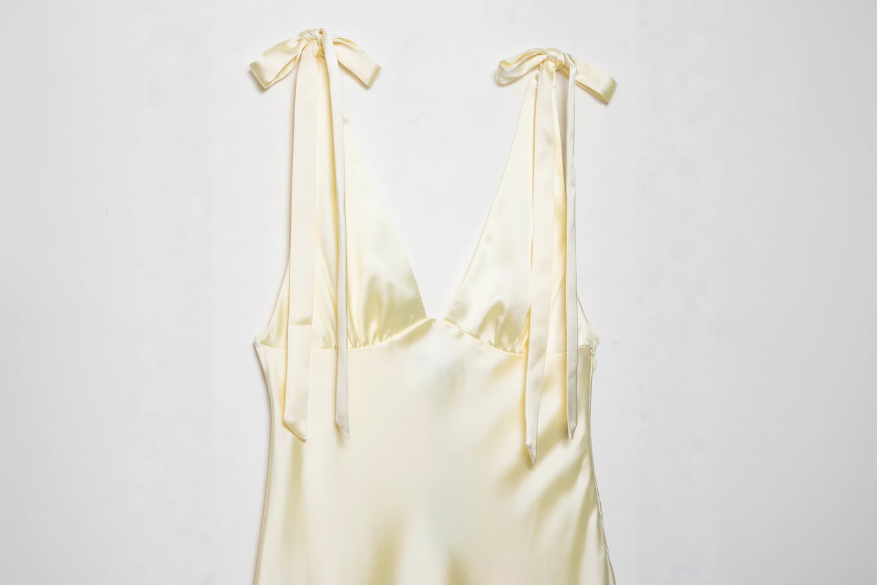 Womens Bow-Decorated Satin-Feel Dress