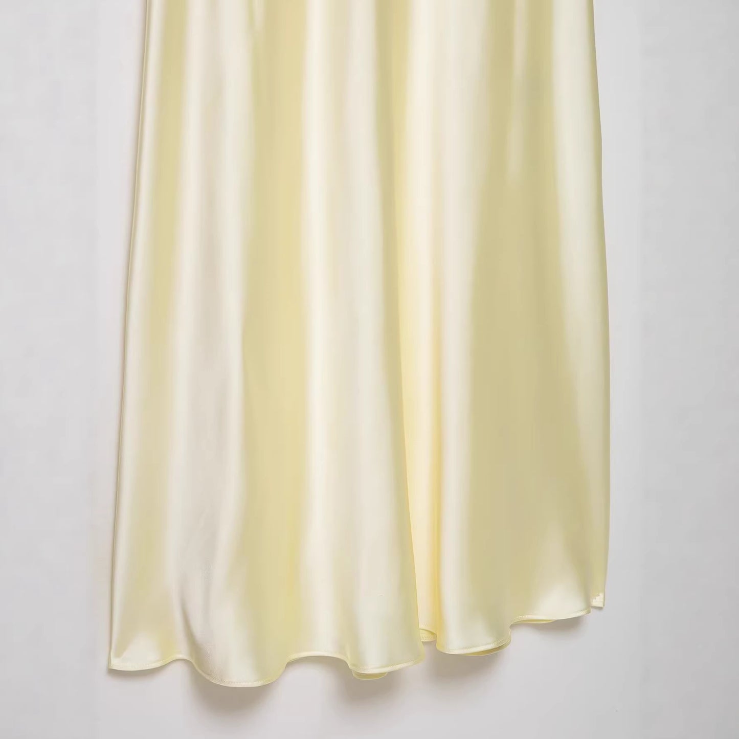 Womens Bow-Decorated Satin-Feel Dress